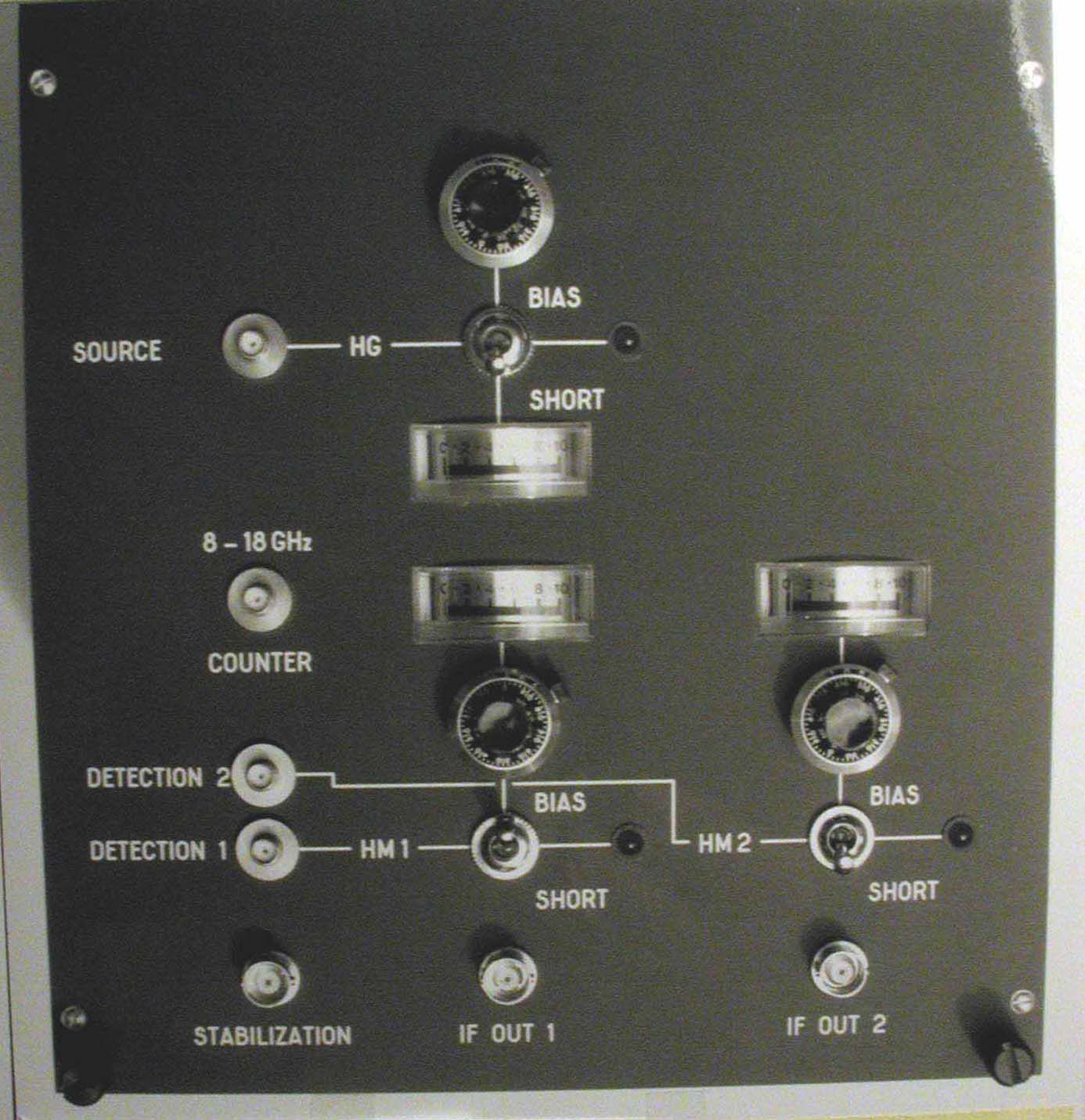 Microwave Part of the Vector Analyzer MVNA-8-350-2